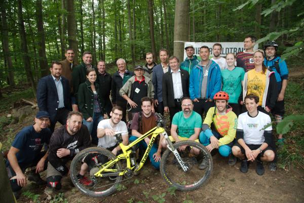 Gemeinsame Eröffnung des Trailparks