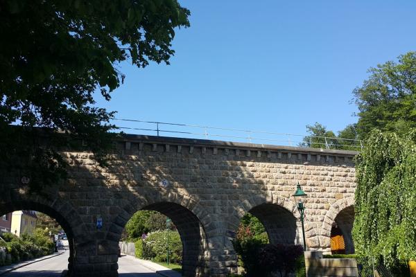 Das Bierbrunnaquädukt befindet sich auf der Liste der denkmalgeschützten Objekte in Laab im Walde.