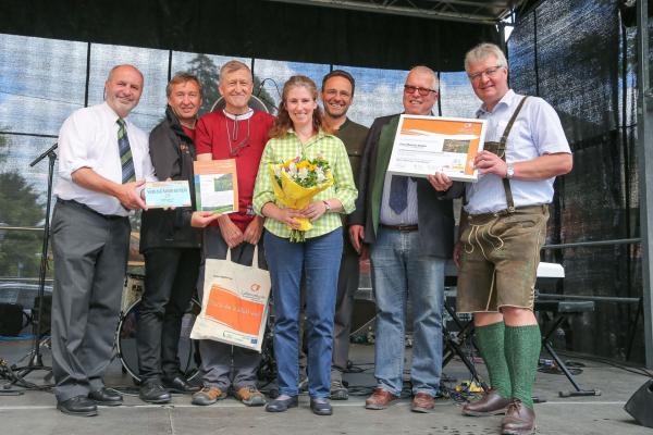 Wiesenmeister 2017: Martina Stigler im Bild mit LAbg. Bgm. Josef Balber (Altenmarkt), Dr. Herbert Greisberger (BPWW), Dr. Josef Greimler (Uni Wien), DI Alexander Mrkvicka (MA49), Bgm. DI Ludwig Köck (Alland), LAbg. Bgm. Christoph Kainz (Pfaffstätten)