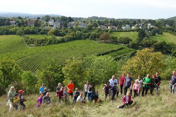 Ein großes Dankeschön an die freiwilligen HelferInnen beim Landschaftspflegeeinsatz im Mukental/Wien-Döbling..