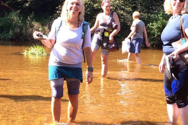 Gruppe im Wasser