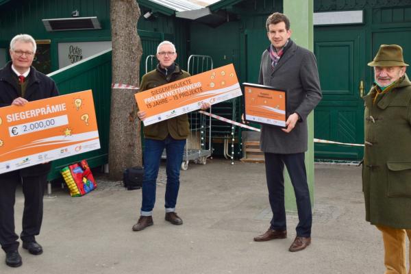 Marktgemeinde Kottingbrunn - Rastplatz Biosphärenpark. Im Bild: LAbg. Christoph Kainz, Biosphärenpark Direktor Andreas Weiß, Bürgermeister Christian Macho und Biosphärenpark Botschafter Hermann Pieller (v.l.)