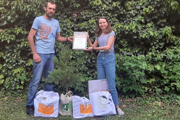 Das Team "Zauberwald" aus dem 15. Wiener Gemeindebezirk Rudolfsheim-Fünfhaus erreichte beim Biosphärenpark-Cup 2022 mit 805 von 1.000 möglichen Punkten den 1. Platz. DI Harald Brenner gratuliert im Namen des gesamten Teams des Biosphärenpark Wienerwald Management.