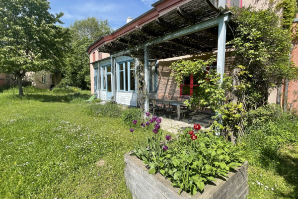 Die Dorfgemeinschaft Wienerwald ermöglicht Menschen mit Behinderung ein geschütztes, selbstbestimmtes Wohnen und Arbeiten.