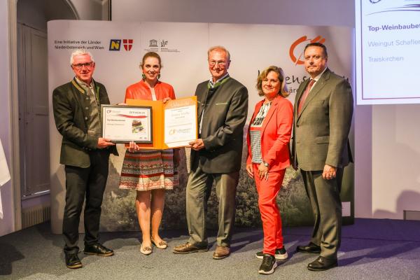 DI Biosphärenpark-Direktor DI Andreas Weiß, NÖ LAbg. Mag.a Marlene Zeidler-Beck, Andreas Schafler, Stadträtin Manuela Rommer-Sauerzapf, Wiener LAbg. Ernst Holzmann