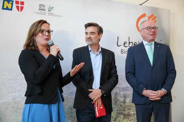 Bühnenansprachen