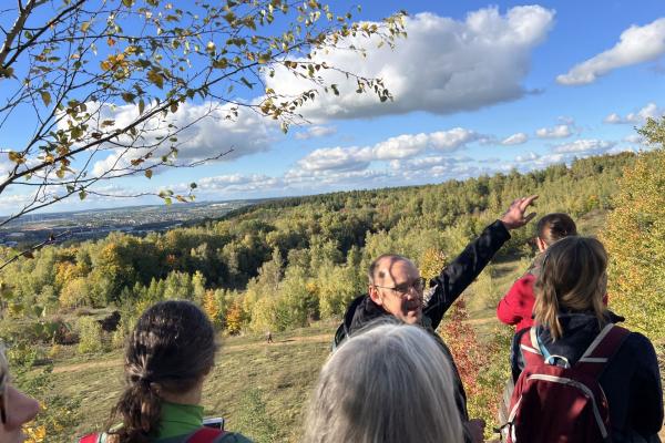 Führung durch den Wald