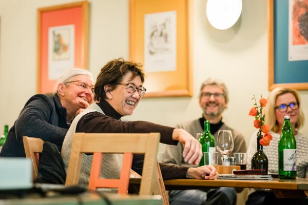 Personengruppe beim Vortrag