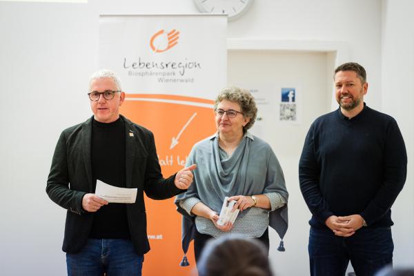 Andreas Weiß (BPWW), Rosina Neuhold (LFS), Bgm. Stefan-Paul Porteder