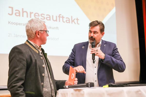 Biosphärenpark-Direktor Andreas Weiß und Bürgermeister von Purkersdorf Stefan Steinbichler