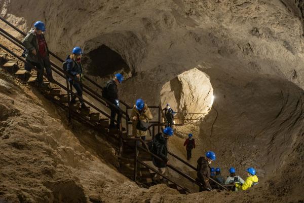 Menschen in Bergmine