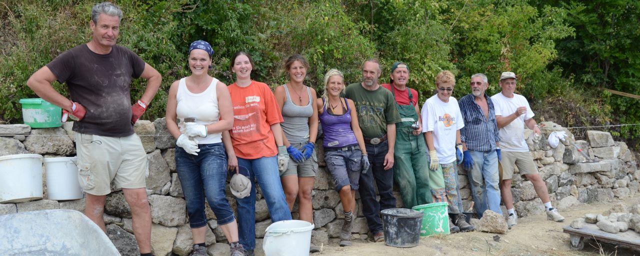 TeilnehmerInnen Trockensteinmauerkurs 2013