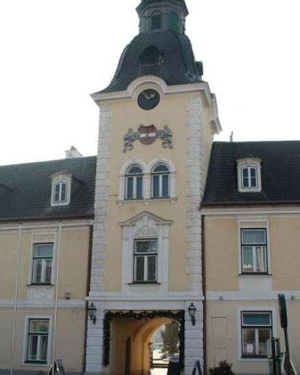 Rathaus Brunn am Gebirge