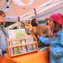 ExpertInnen standen den BesucherInnen mit Rat und Tat rund um das Thema Obst und nachhaltiges Gärtnern zur Seite und gaben viele Tipps für einen naturnahen Garten zur Förderung der Artenvielfalt.