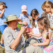 Naturführung für Kinder am Tag der Artenvielfalt in Klosterneuburg